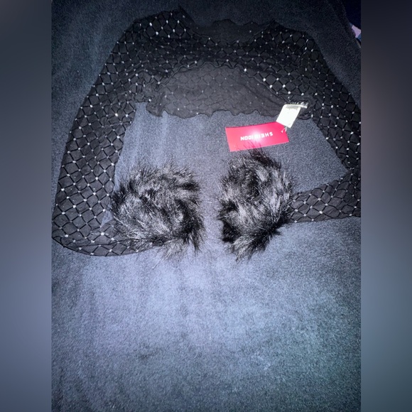 NWT MESH CROP TOP small - Picture 5 of 6